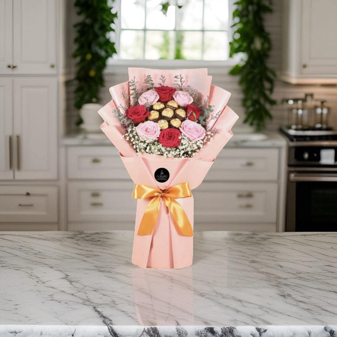 K (8 ROSES RED&PINK AND FERRERO)